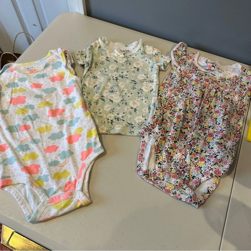 18 Months Bundle of 3 Floral Print & Cloud Onesies and Floral Top